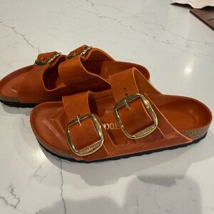 BIRKENSTOCK ARIZONA BIG BUCKLE OILED LEATHER BURNT ORANGE